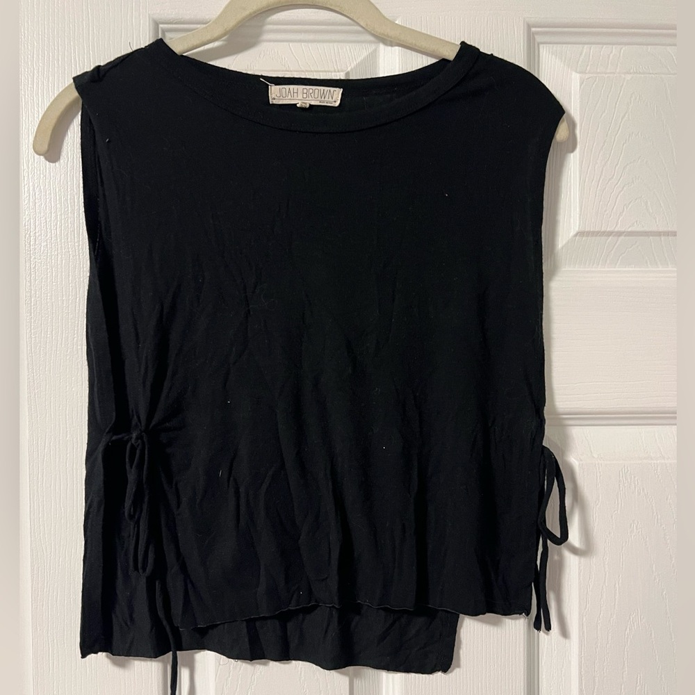 Joah brown tank